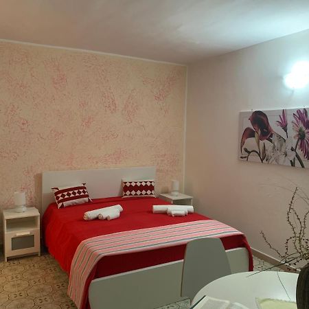 Ferienwohnung Eden Monolocale Torre Dell Orso Torre dell'Orso Exterior foto